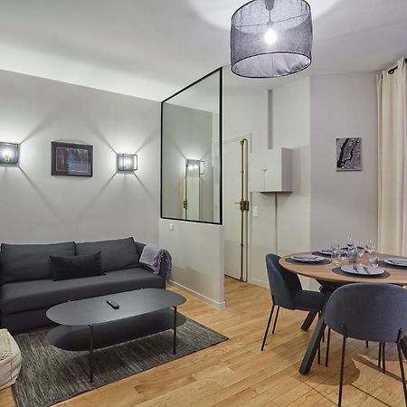 Apartment Center Of Paris By Studio Prestige Exteriör bild