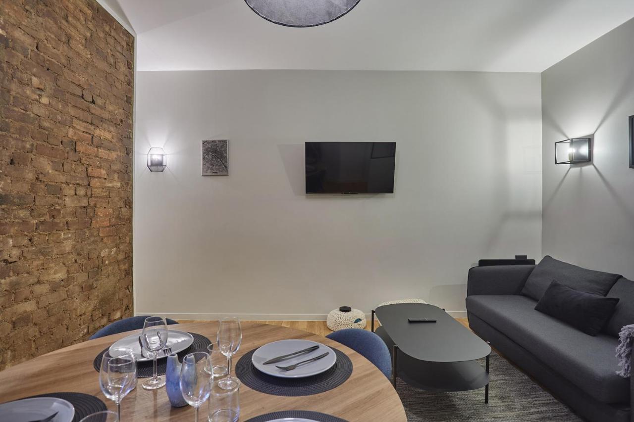 Apartment Center Of Paris By Studio Prestige Exteriör bild